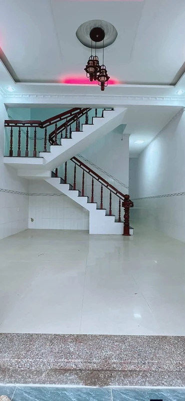 Bán nhà lầu 5x15m gần Cảng Mới Phước Tỉnh, giá 2 tỷ 150