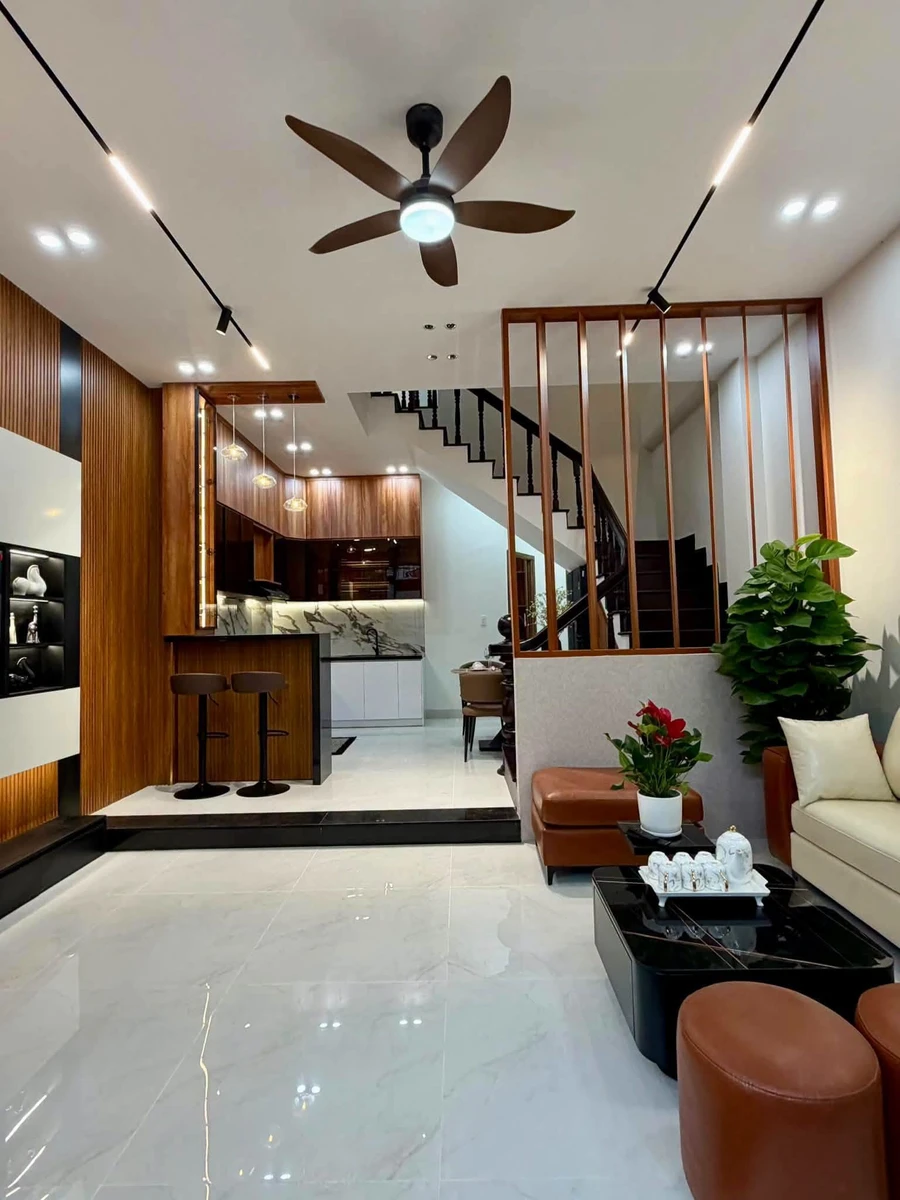 Bán nhà 3 tầng 4PN 325m² Nguyễn Phước Nguyên, Bình Tân - Ảnh thu nhỏ 3