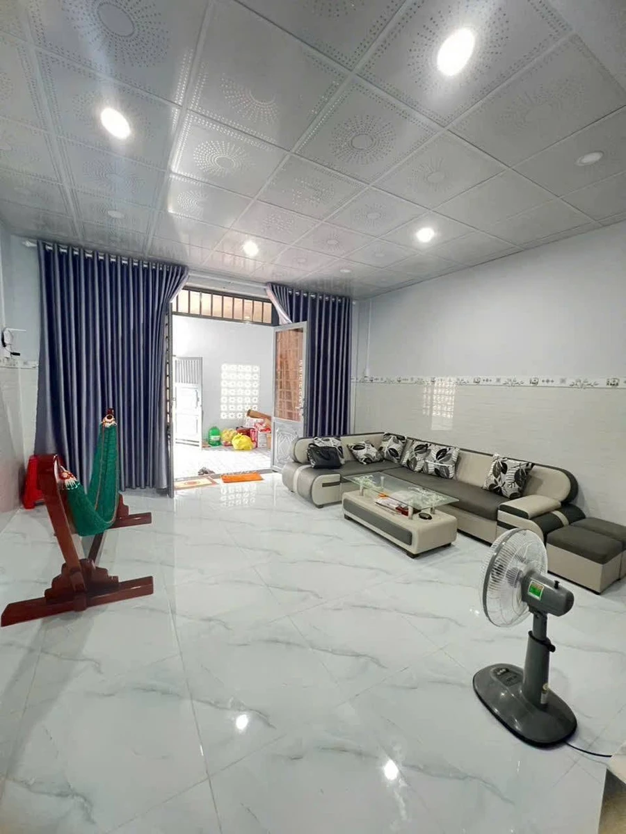 Bán nhà Rạch Giá 137.5m² 3 phòng ngủ 1 tỷ 300 - Ảnh thu nhỏ 2
