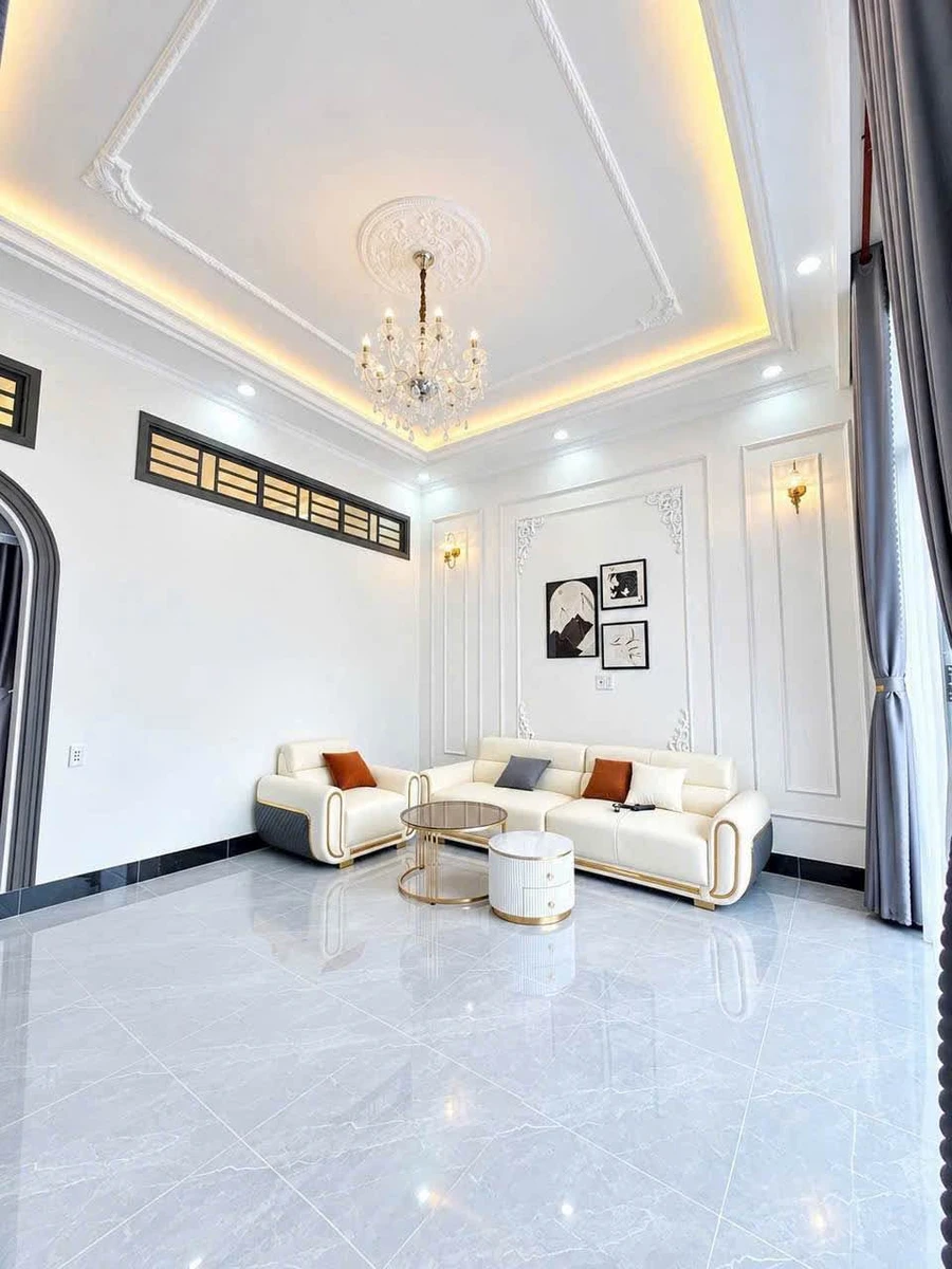 Bán nhà mới hẻm Nguyễn Văn Linh, Long Tân, Tây Ninh, 100m², 1 tỷ 960 triệu - Ảnh thu nhỏ 2