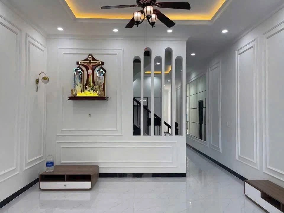 Nhà 1 trệt 2 lầu 92m² Long Toàn Bà Rịa 5 tỷ - Ảnh thu nhỏ 2