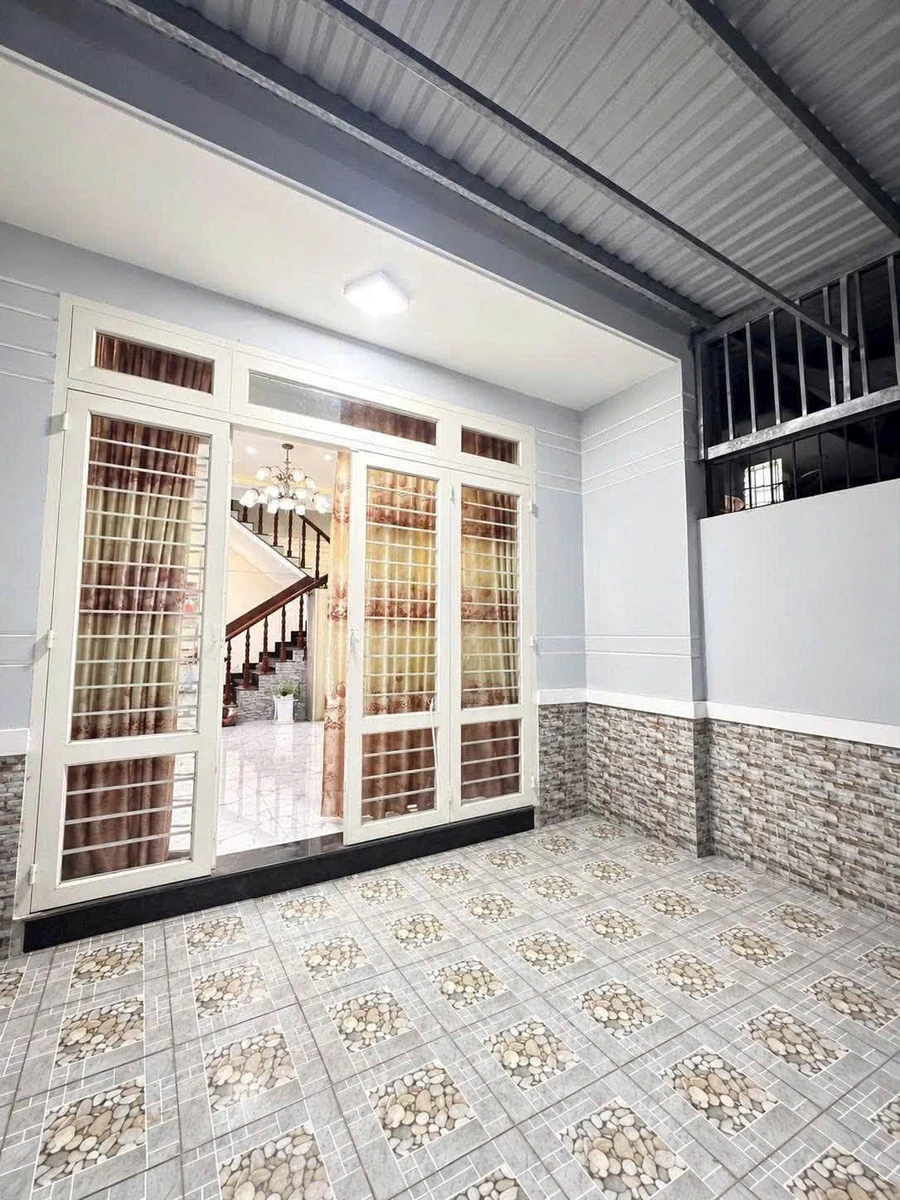 Bán nhà 3PN 61m² Phú Hữu, gần vòng xoay 4,6 tỷ - Ảnh 1