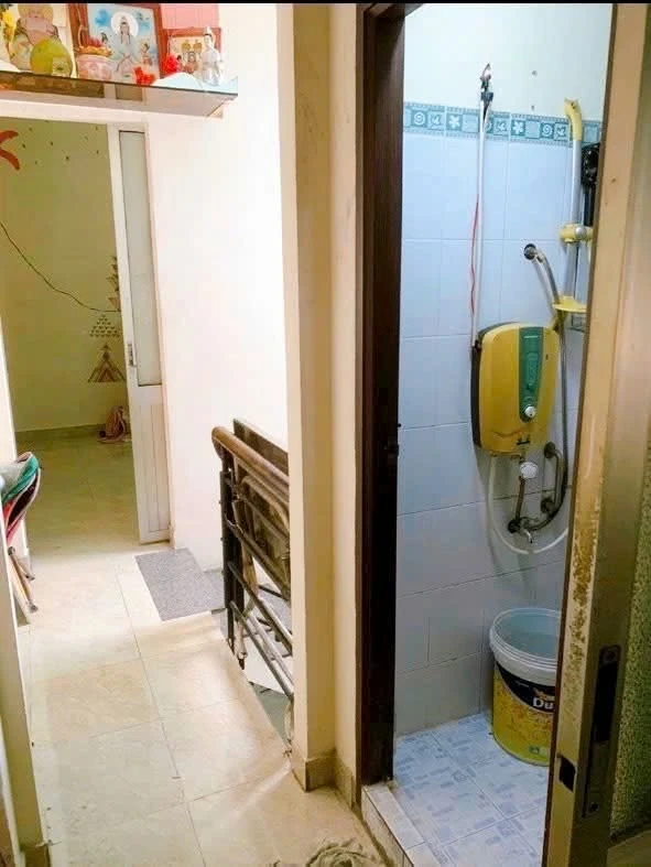 Bán nhà mặt tiền Đoàn Văn Bơ, Q.4, 35m², 5,5 tỷ - Ảnh thu nhỏ 5