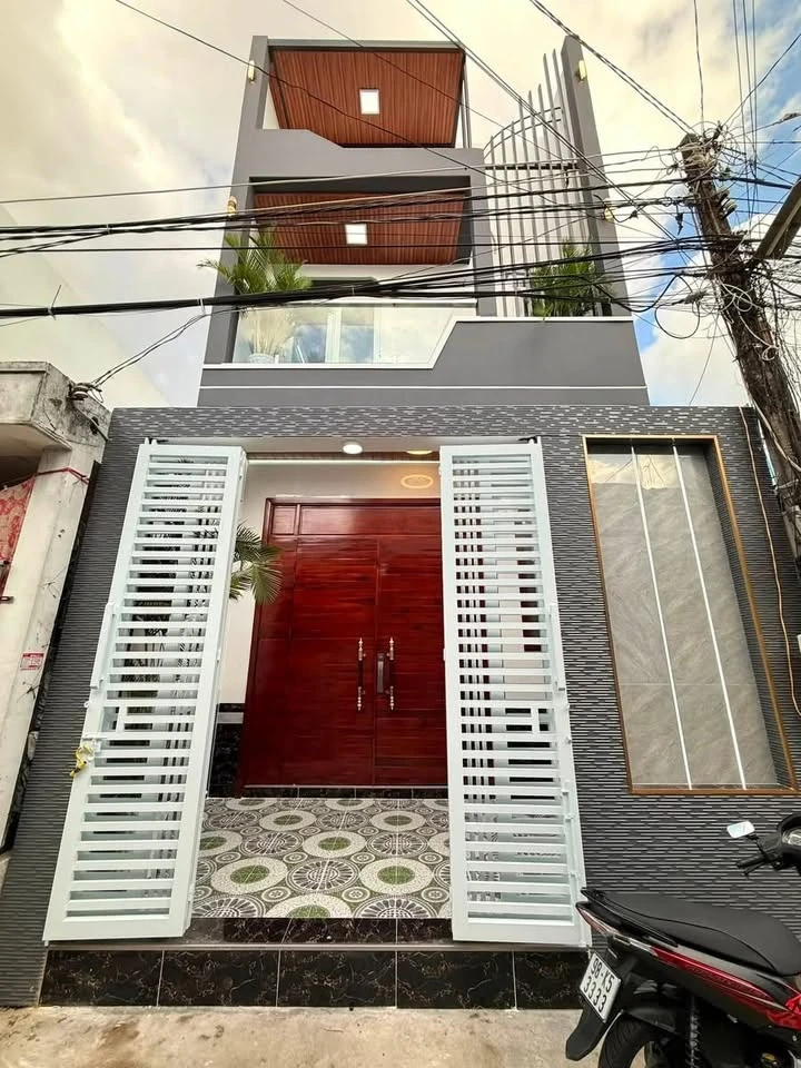 Bán nhà trệt lầu xây mới 135m2, 3 PN Cần Thơ 3.59 tỷ - Ảnh 1
