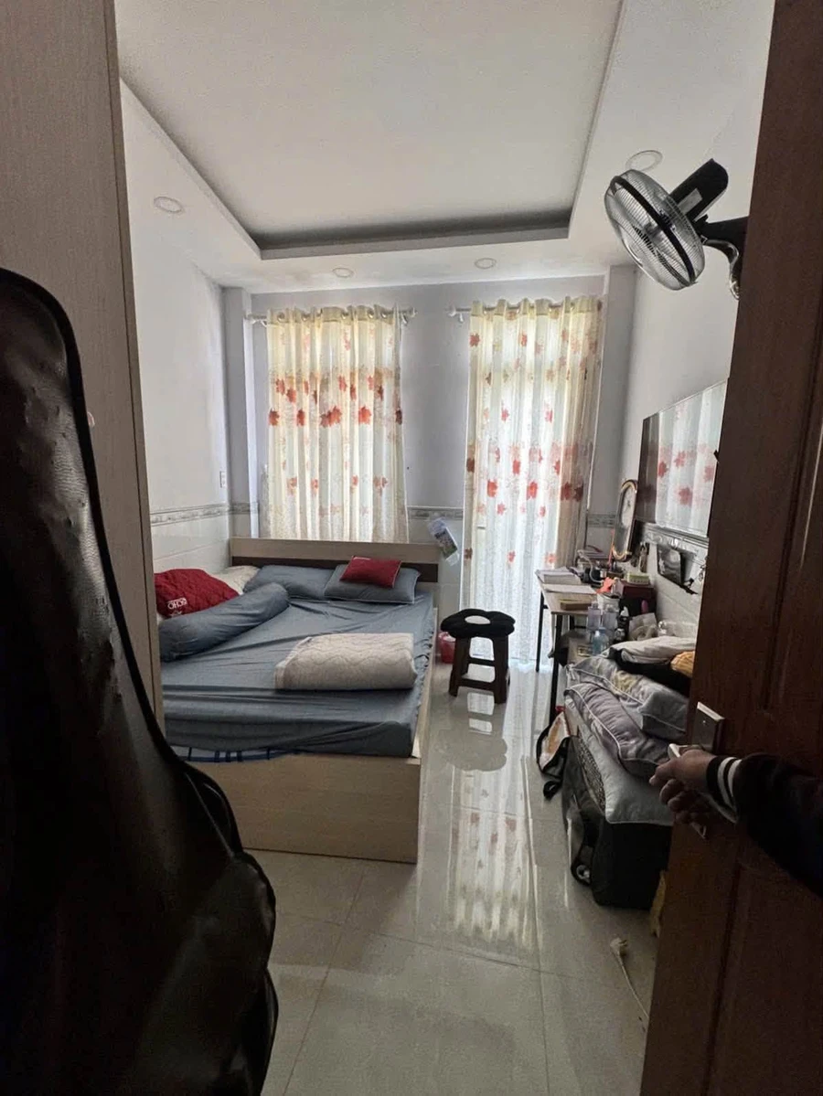 Bán nhà hẻm xe hơi Lạc Long Quân Quận 11, 3,6x11m, 5 tầng, 4PN 5WC, giá 5,8 tỷ - Ảnh thu nhỏ 3