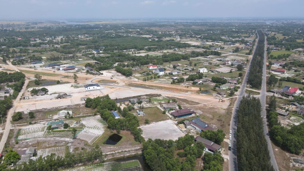 Lô đất diện tích rộng nằm tại ngã 4 chiến lược ở khu kinh tế Đông Nam - Ảnh thu nhỏ 3