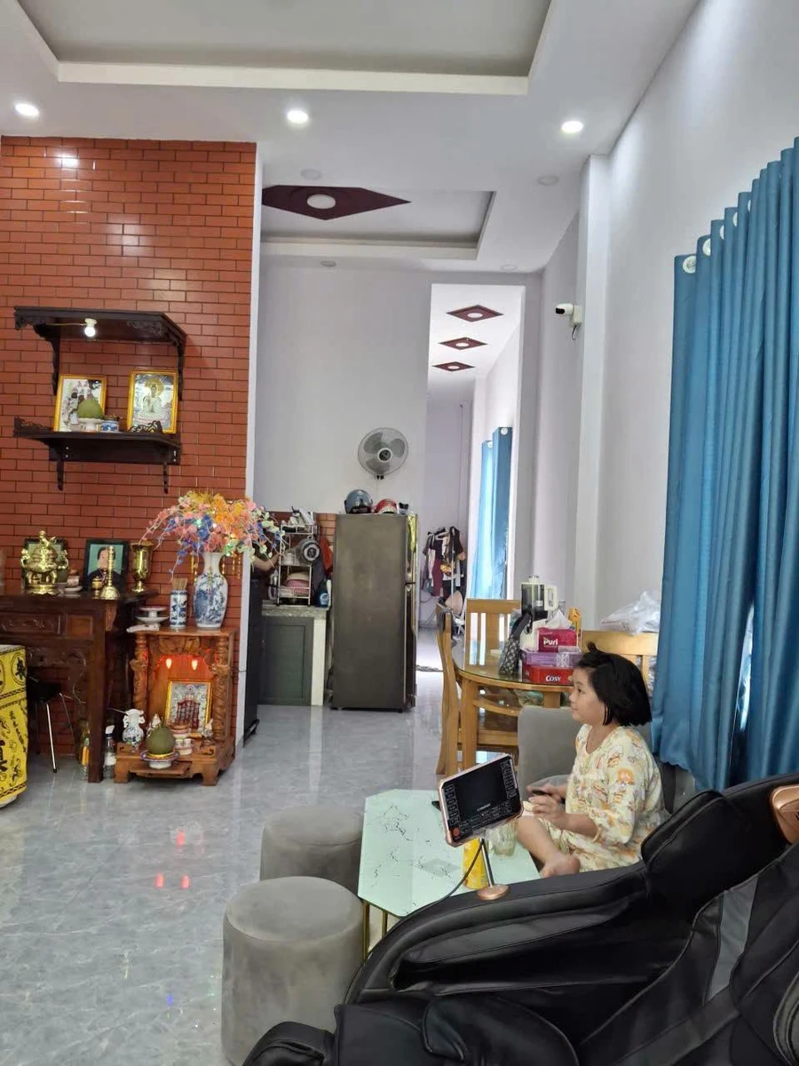 Bán nhà 250m² Đức Hòa Long An 1 tỷ 550 triệu - Ảnh 1