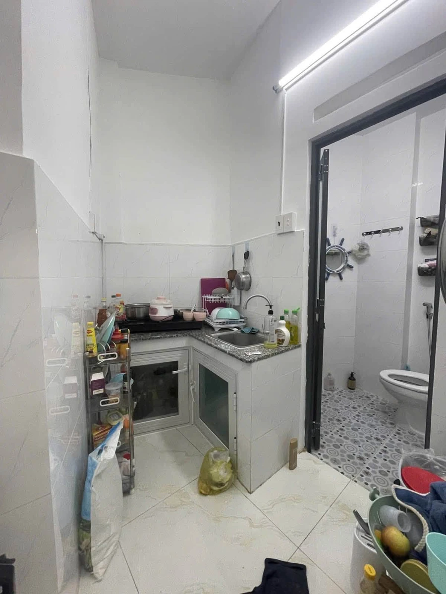 Bán nhà 2 tầng 41m² hẻm xe hơi đường Cách Mạng Tháng Tám, Quận 10 - Ảnh thu nhỏ 3