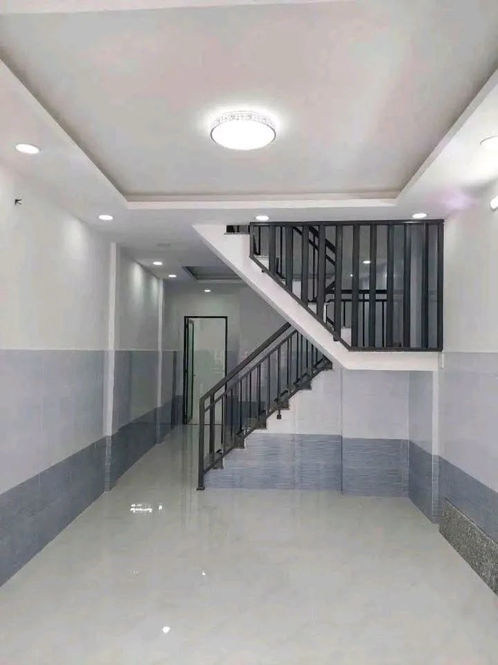 Bán nhà 3PN 60m2 hướng Đông gần Emart Phan Văn Trị 6,5 tỷ - Ảnh thu nhỏ 2