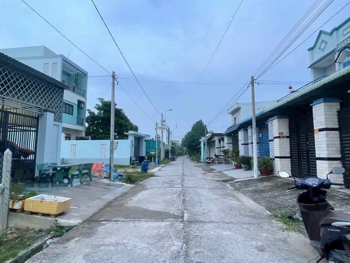Bán nhà 1 trệt 1 lầu 105m² Tân Thông Hội Củ Chi - Ảnh 1