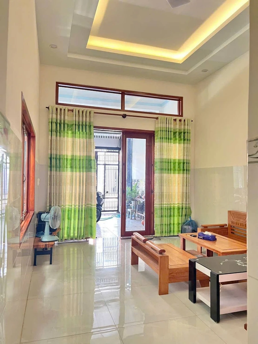 Bán nhà hẻm Đồng Khởi 5×40m, sân vườn, 3PN - Ảnh 1