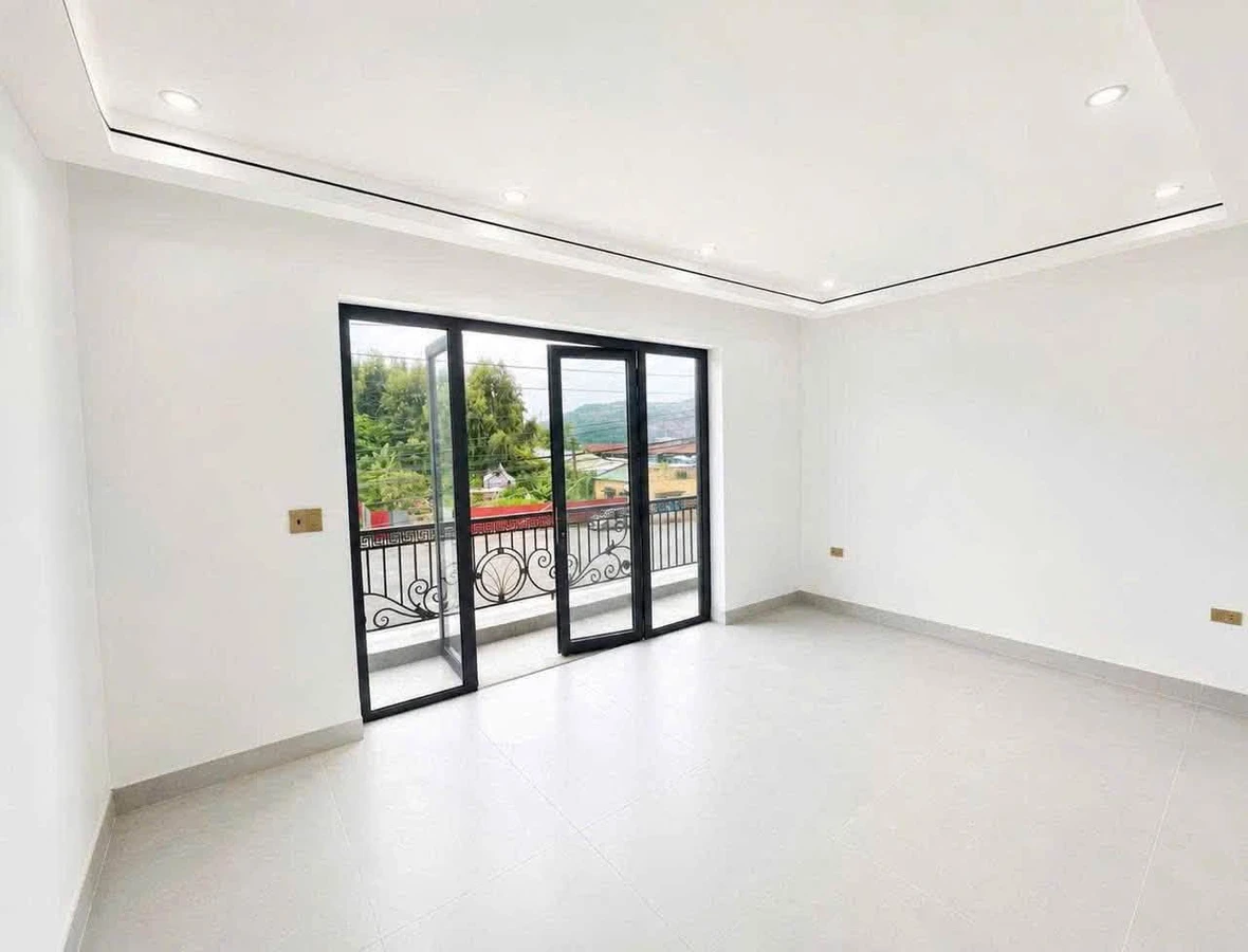 Bán nhà 5 tầng 4PN gần Cầu Trắng Cột 8, 99m2, 4 tỷ 3 - Ảnh thu nhỏ 2