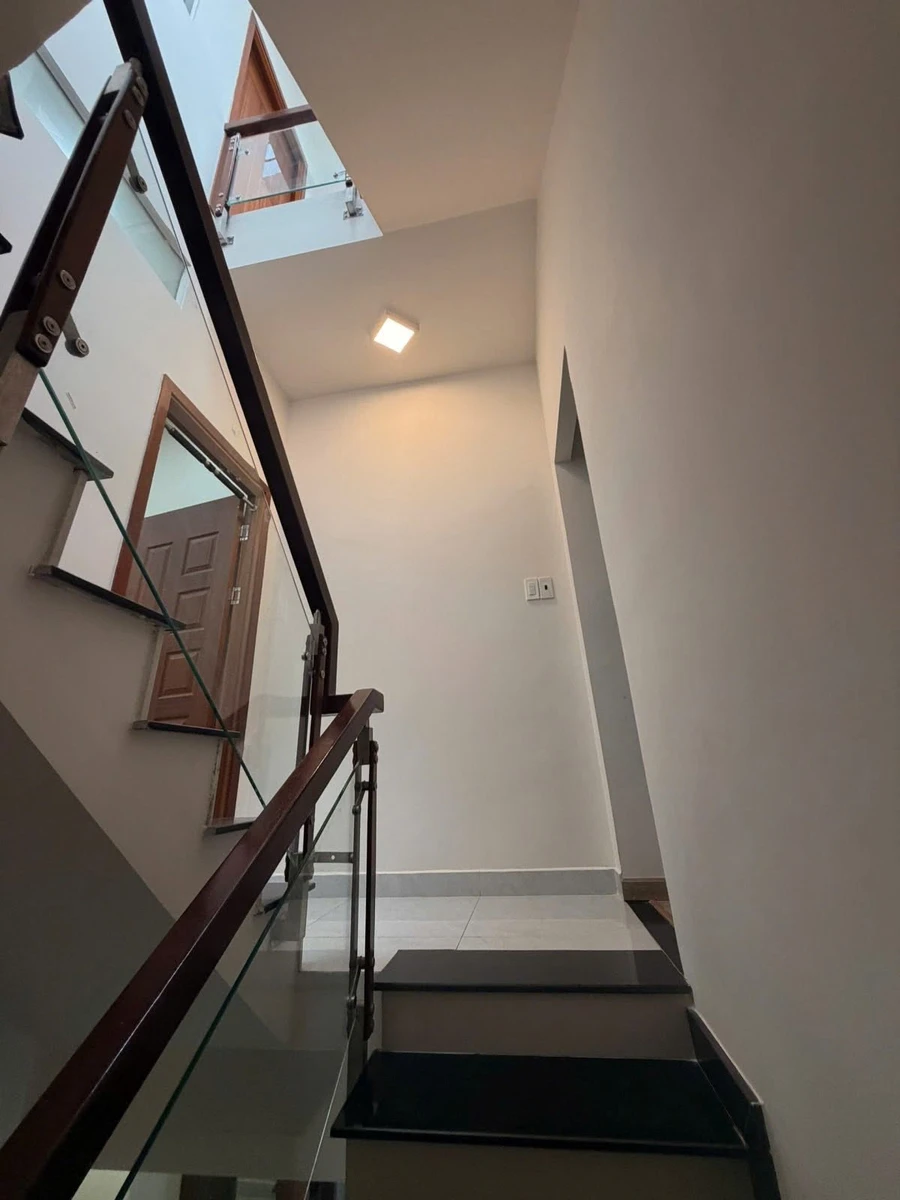 Bán nhà phố 3 tầng Bạch Đằng P24, 40m² nở hậu, 5.95 tỷ - Ảnh thu nhỏ 4