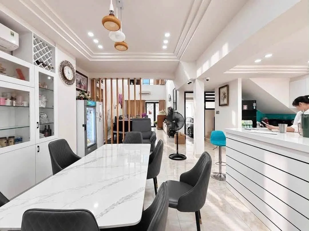 Bán biệt thự Lam Sơn, Bình Thạnh, 142m², 4 phòng, 42,5 tỷ - Ảnh thu nhỏ 4