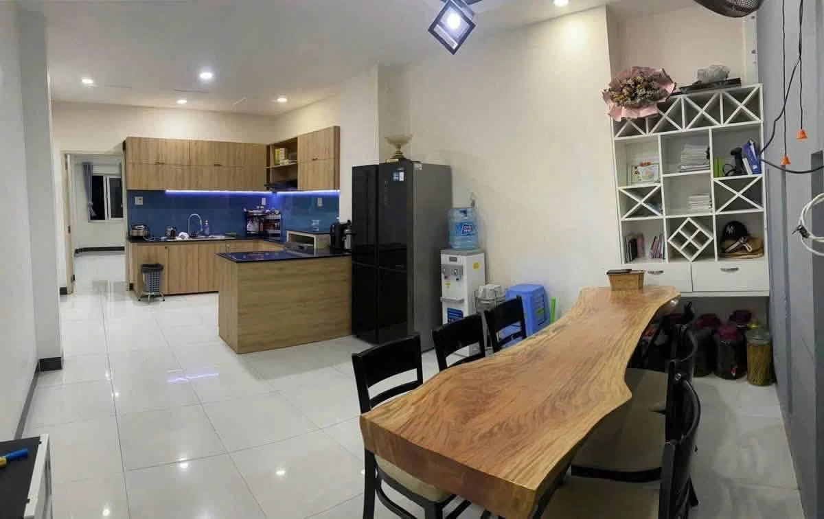Bán nhà 3 lầu 2 mặt tiền 112m² trung tâm Phan Thiết - Ảnh thu nhỏ 3