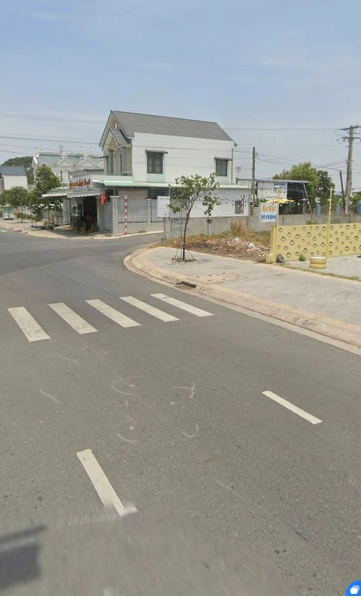 Bán lô đất 3 mặt tiền 10m x 18m, 180m² tại Bà Rịa - Ảnh thu nhỏ 4
