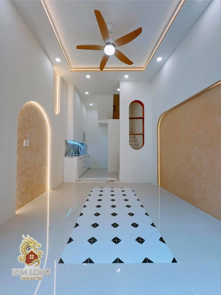 Bán nhà 4 tầng đường Hoàng Diệu, Quận 4 - 37,8m² - 5,45 tỷ - Ảnh thu nhỏ 3