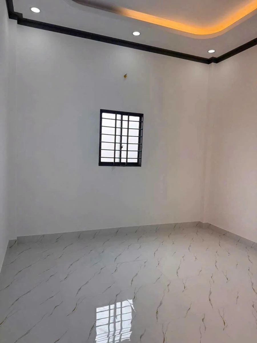 Bán nhà mặt tiền đường Lương Văn Tiên, 4x27m, 1 trệt 1 lầu 4PN, gần Ngã Tư Gia Bảo, Cần Giuộc - Ảnh thu nhỏ 5