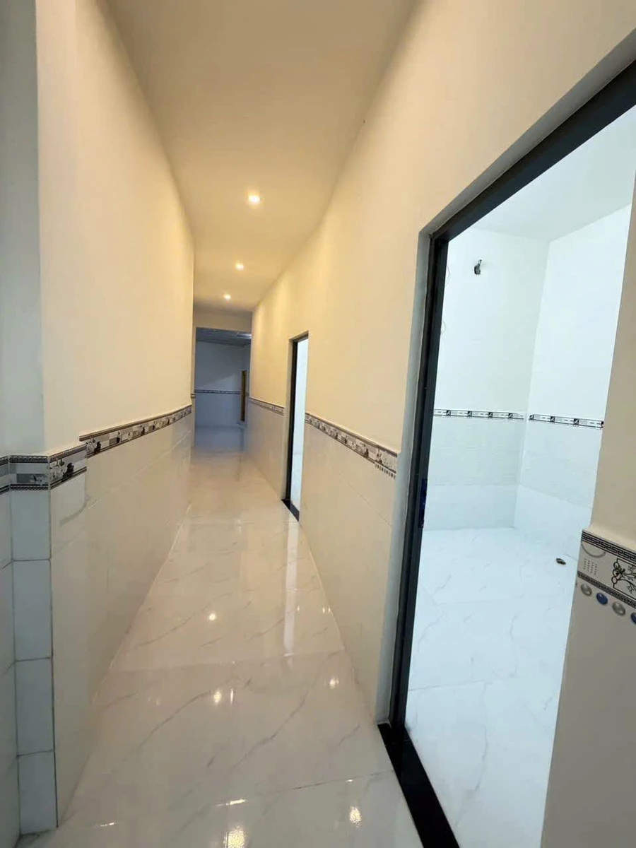 Bán nhà hẻm Nguyễn Trung Trực Rạch Giá 70m² 1,05 tỷ - Ảnh thu nhỏ 3