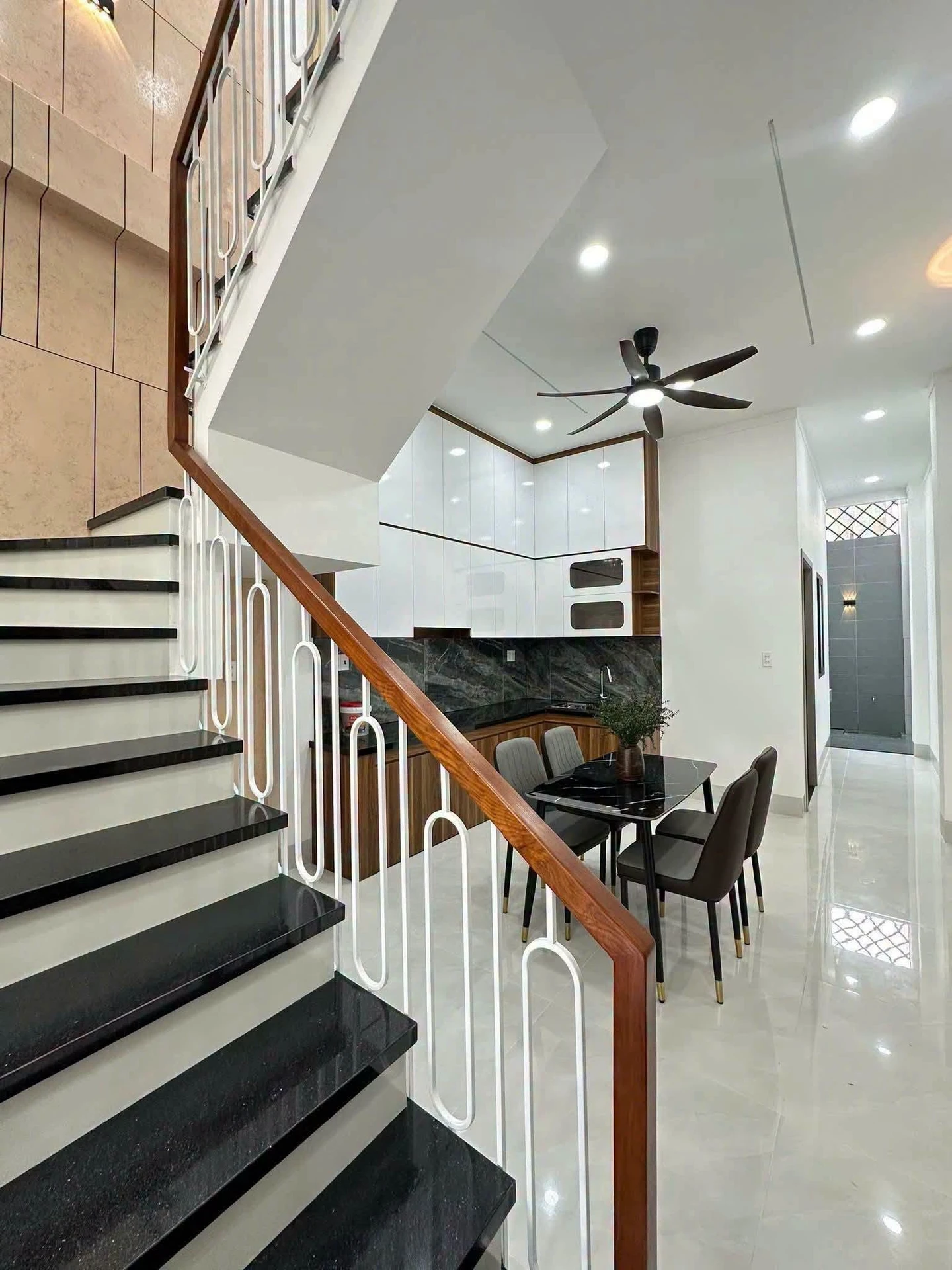Bán nhà 1 trệt 1 lầu 3PN 2WC 80m2 Tam Hiệp Đồng Nai - Ảnh 1