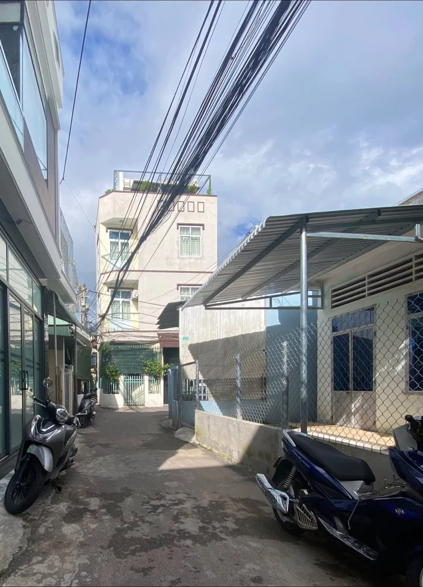 Bán nhà hẻm cạn Hàn Mặc Tử Quy Nhơn 40m2, 1 tỷ 650 - Ảnh 1