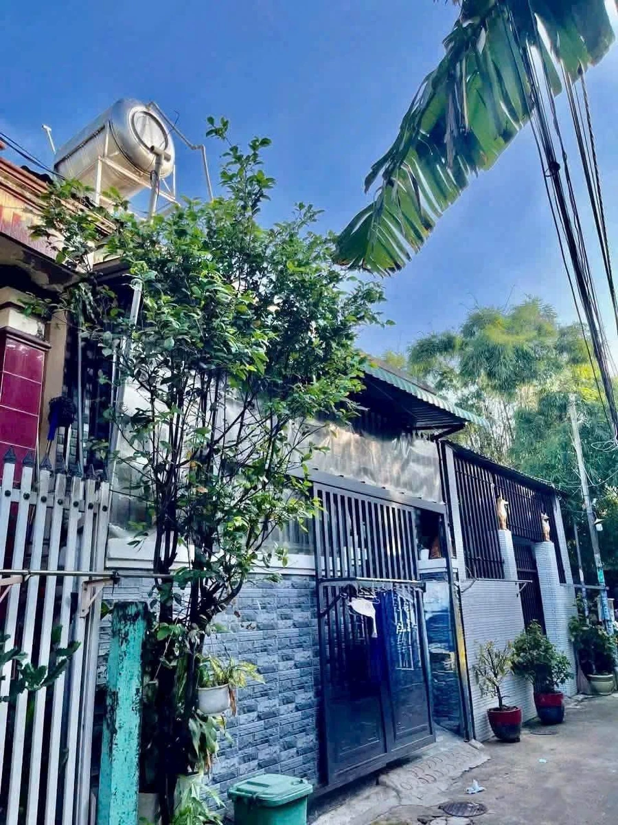 Nhà bán trệt gác lửng 3 phòng ngủ 72m² giá 2,1 tỷ Bình Tân - Ảnh thu nhỏ 3