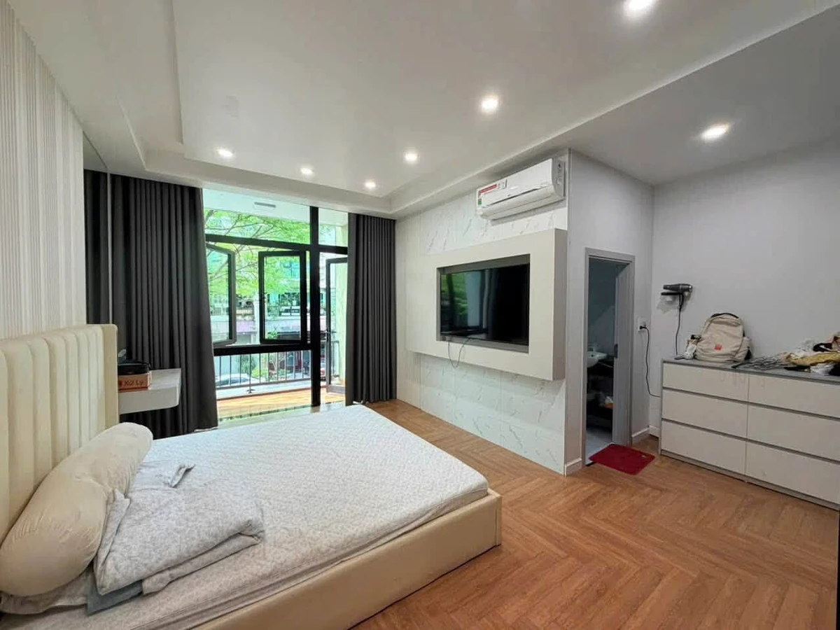 Bán nhà 3 tầng 1 tum 90m² phố Ban Mai, Quận 1 - Ảnh thu nhỏ 4