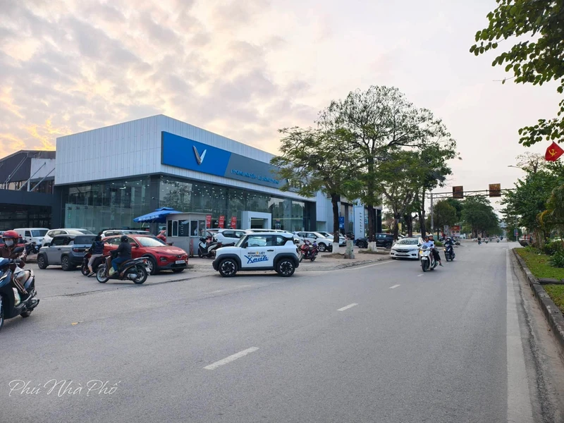 Bán nhà 5,5 tầng có sân vườn, thang máy lô 15 Lê Hồng Phong, Hải An, giá 11,5 tỷ