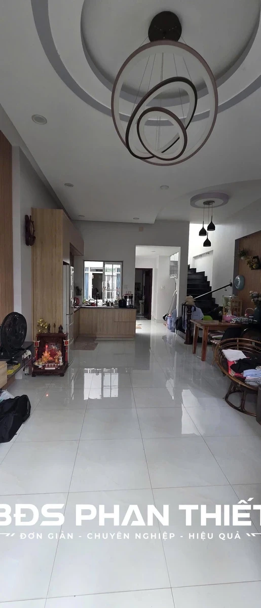 Bán nhà 1 trệt 1 lầu mặt tiền Nguyễn Văn Linh 90m² Phan Thiết - Ảnh thu nhỏ 2