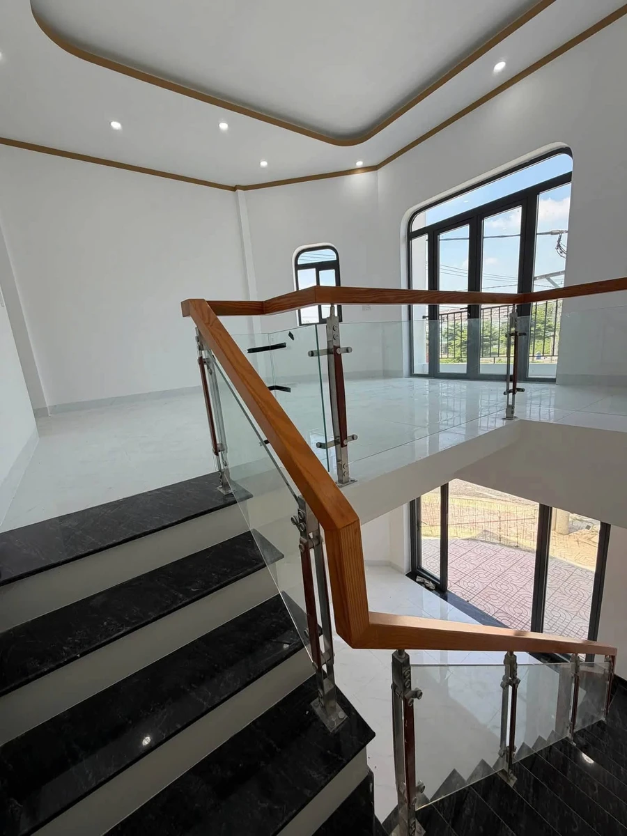 Bán nhà lầu hoàn thiện 3 phòng ngủ 100m² Bình Chánh 2.3 tỷ - Ảnh thu nhỏ 5