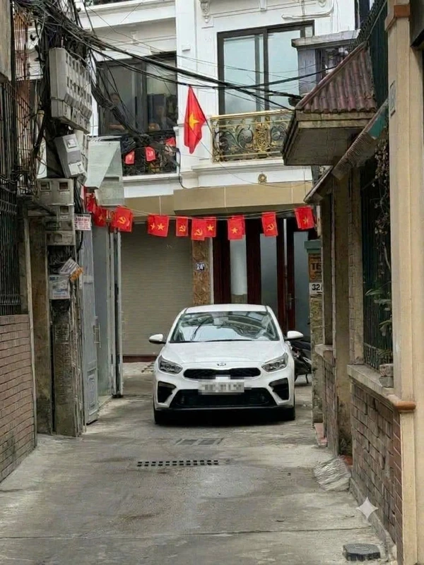 Bán nhà 3 tầng 30m² Kim Ngưu Lạc Trung Hà Nội