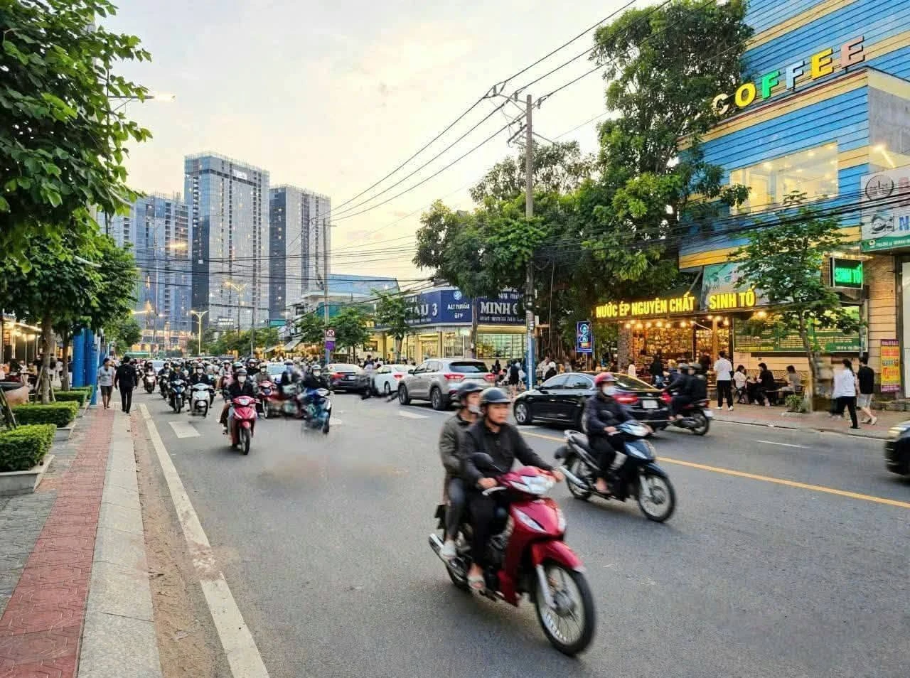 Cho thuê mặt bằng 400m² 4 phòng, 4 WC ở Dĩ An, 30 triệu/tháng - Ảnh 1
