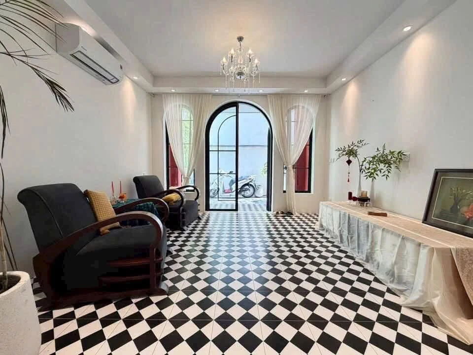 Bán nhà 3 tầng 70,7m² Phường Tân Định, Quận 1 - 18,5 tỷ - Ảnh thu nhỏ 2