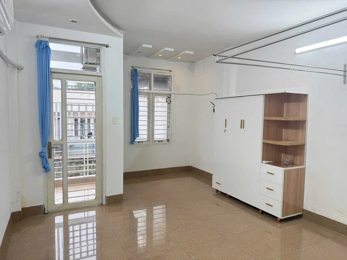 Cho thuê nhà nguyên căn 2PN tại hẻm Đào Duy Từ, 52m², 5 triệu/tháng - Ảnh 1