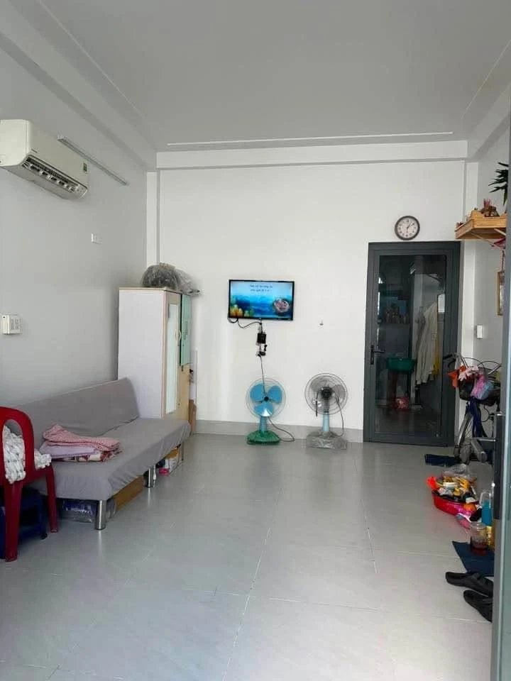 Nhà 2 tầng 48,9m2 Quy Nhơn, 2 tỷ 699 triệu - Ảnh thu nhỏ 2