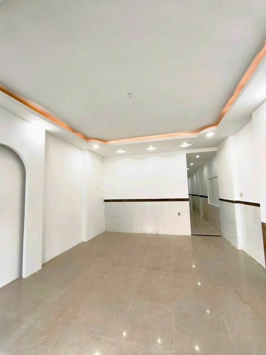 Cho thuê nhà mặt tiền Phạm Hùng Rạch Giá 6 triệu/tháng 100m² - Ảnh thu nhỏ 5