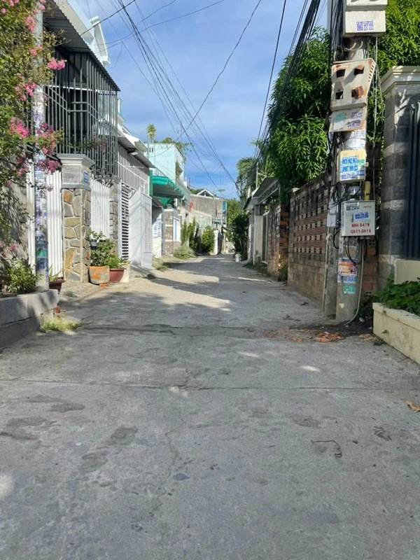 Bán nhà đẹp 155,6m2 3PN Xóm Chiếu, Vĩnh Điềm Trung, phường Tây Nha Trang