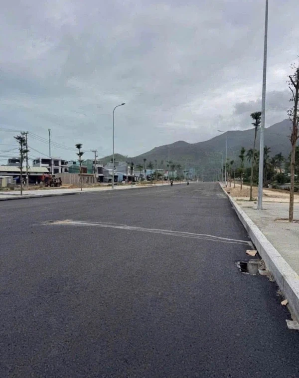 Bán đất Quy Hoà, Quy Nhơn 80m2 giá 2 tỷ