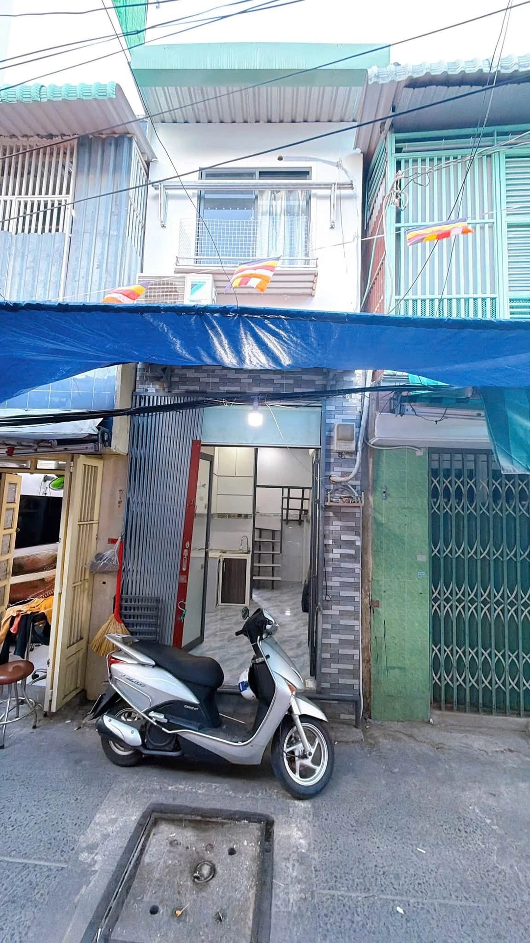 Bán nhà hẻm Quận 4, trệt lầu, 10,3m2, giá 1,73 tỷ - Ảnh 1