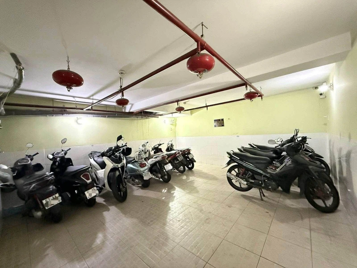 Bán tòa nhà 6 tầng + hầm 110m² 27 CHDV dòng tiền 120 triệu/tháng, góc Ung Văn Khiêm, Bình Thạnh - Ảnh thu nhỏ 3
