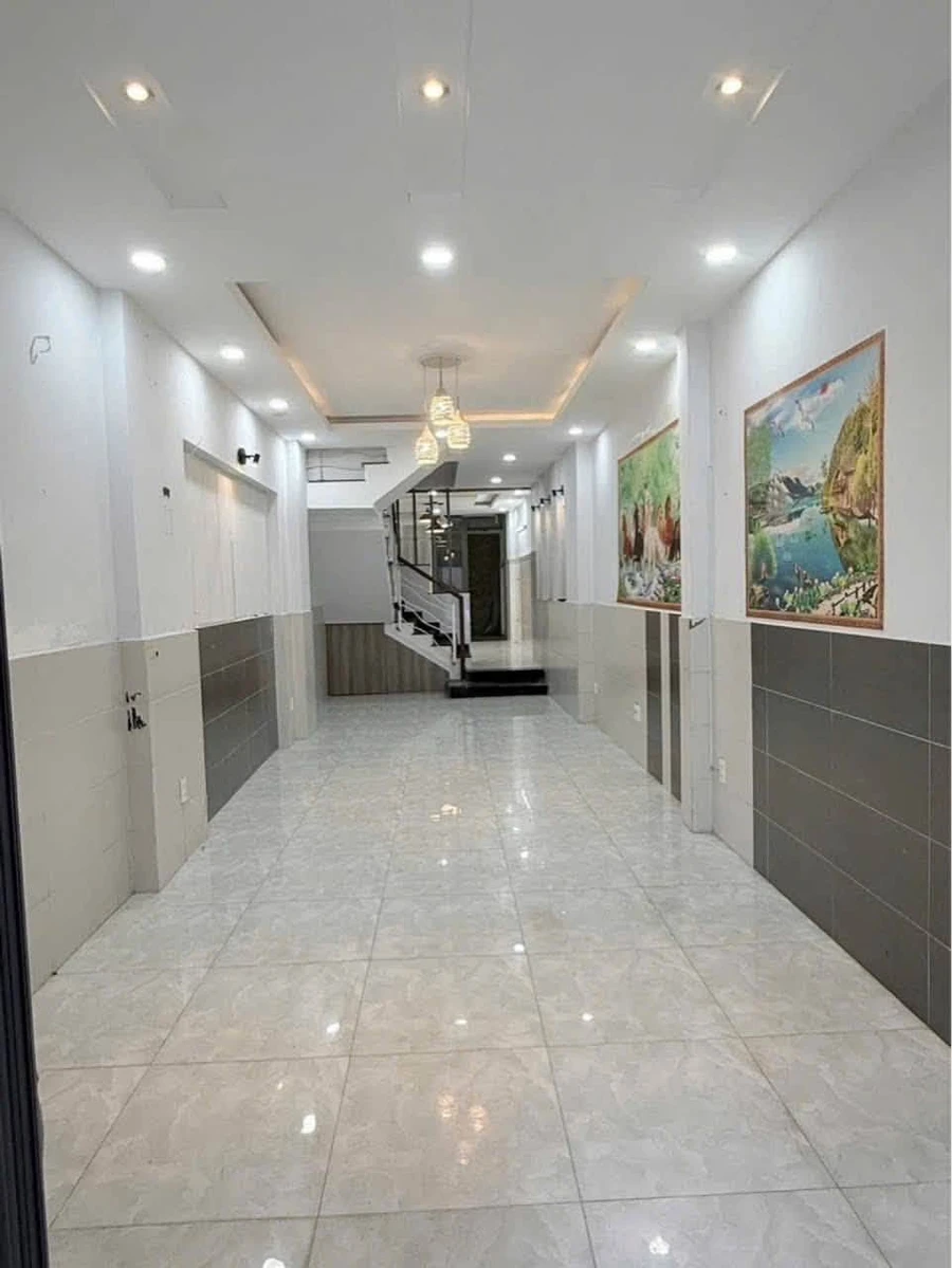 Bán nhà Tân Phú 62m2, 2 PN gần Đầm Sen, giá 7 tỷ - Ảnh thu nhỏ 2