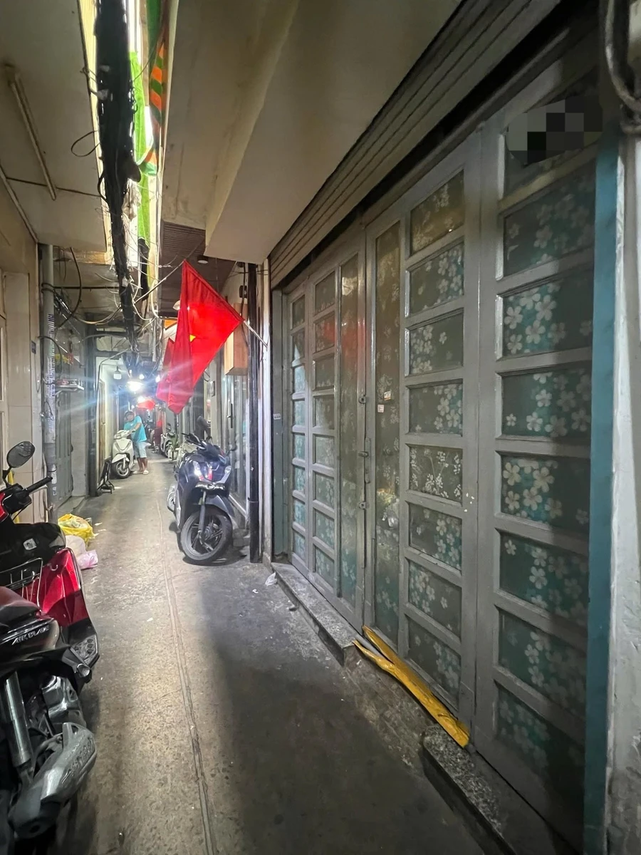 Bán nhà hẻm 2 tầng 47m2 sát mặt tiền Cô Bắc - Cô Giang, Quận 1 - Ảnh 1