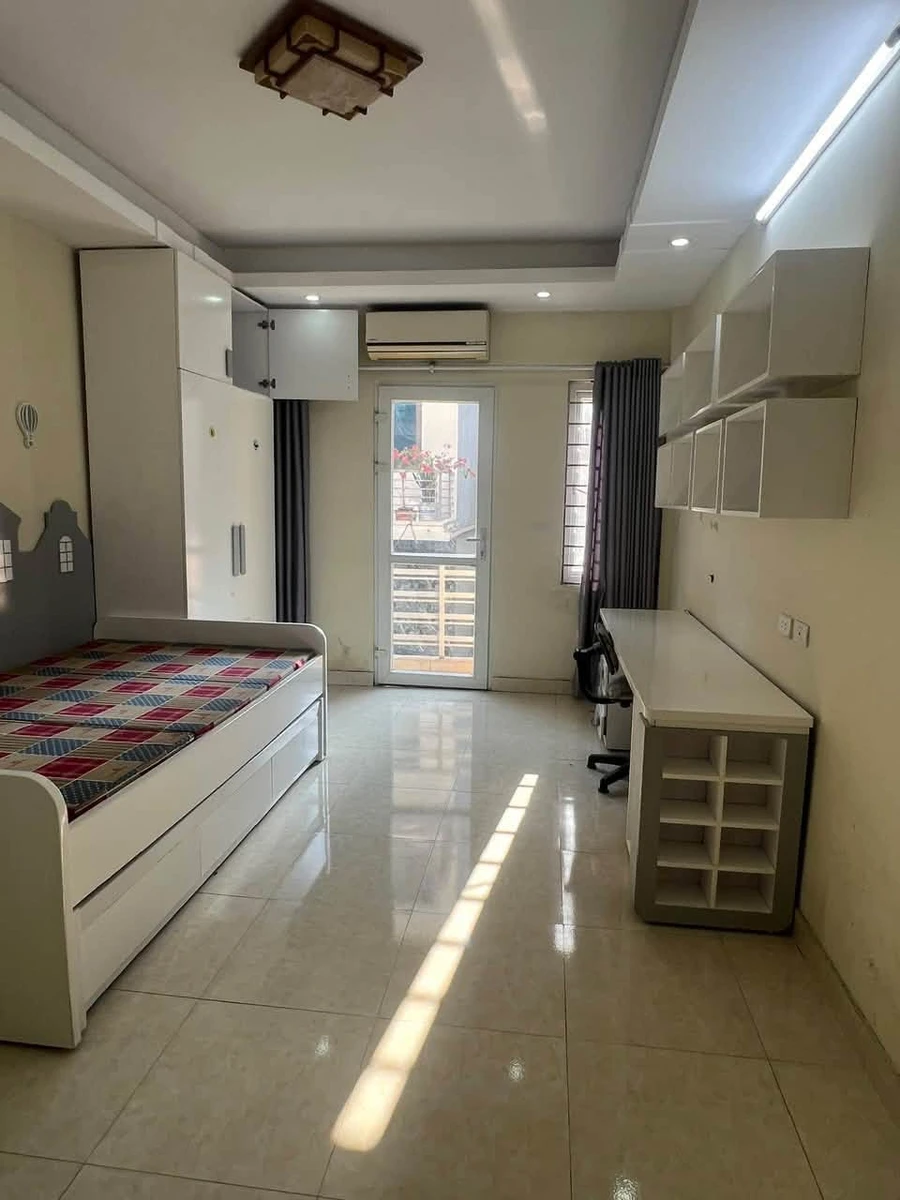 Cho thuê nhà ngõ 255 Lĩnh Nam, 31m², 3 PN, 4 WC, 10 tr/tháng - Ảnh thu nhỏ 3