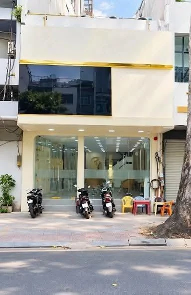 Cho thuê nhà mặt tiền Trần Quang Khải Q.1, 120m² 70tr/tháng - Ảnh 1