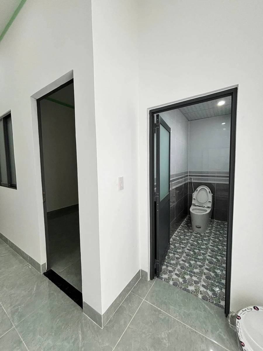 Nhà lầu đơn lập gần Bệnh viện Da liễu Đồng Nai, 112m2, 2 tỷ 4 - Ảnh thu nhỏ 5