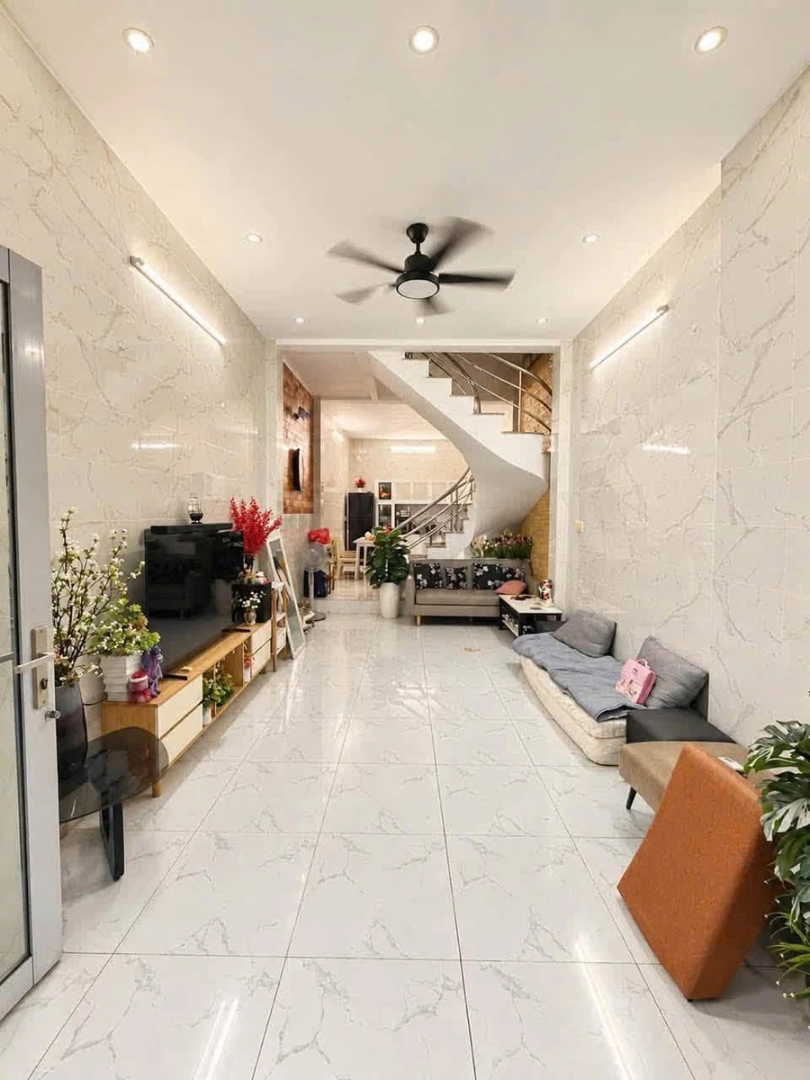 Bán nhà 52m² 4 phòng ngủ 3 WC Phan Văn Trị, Bình Tân - Ảnh 1