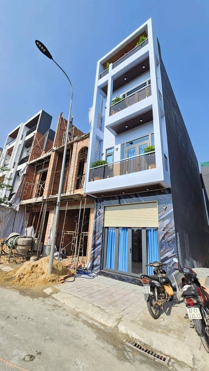Bán nhà 1 trệt 2 lầu 72,5m² Thuận An Bình Dương 5 tỷ - Ảnh thu nhỏ 2