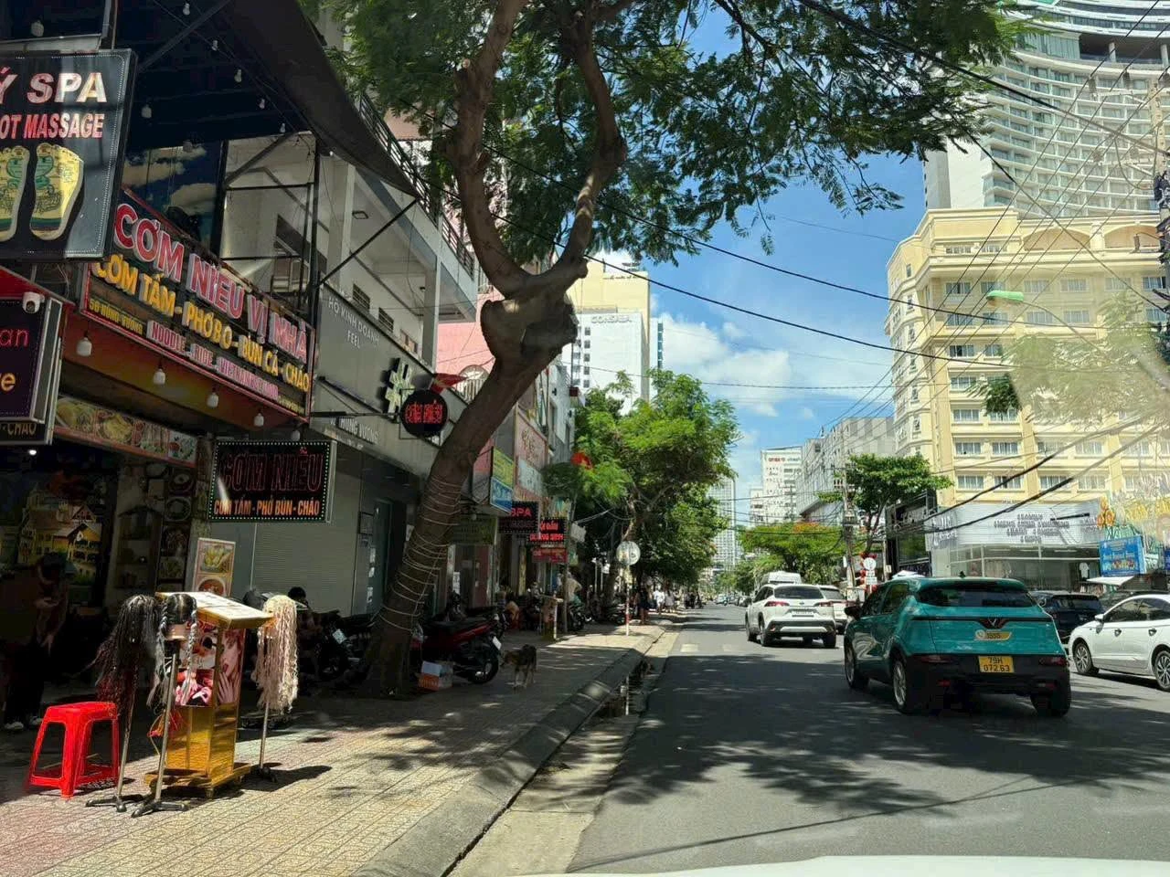 Bán nhà mặt tiền Hùng Vương Nha Trang 130m², dòng tiền 70 triệu/tháng - Ảnh 1