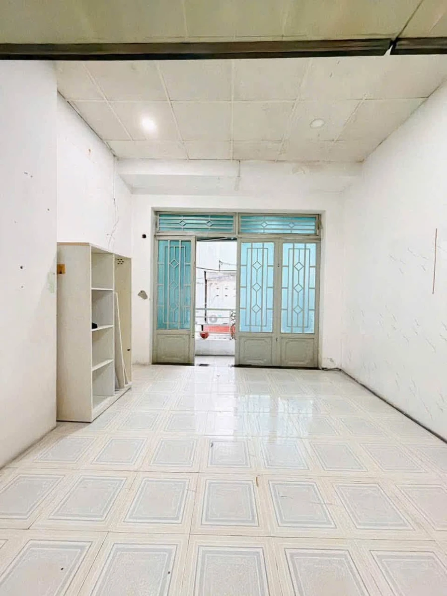 Bán nhà hẻm 1 trệt 1 lầu 28,4m2 Phường Khánh Hội, Quận 4, giá 2,888 tỷ - Ảnh thu nhỏ 2