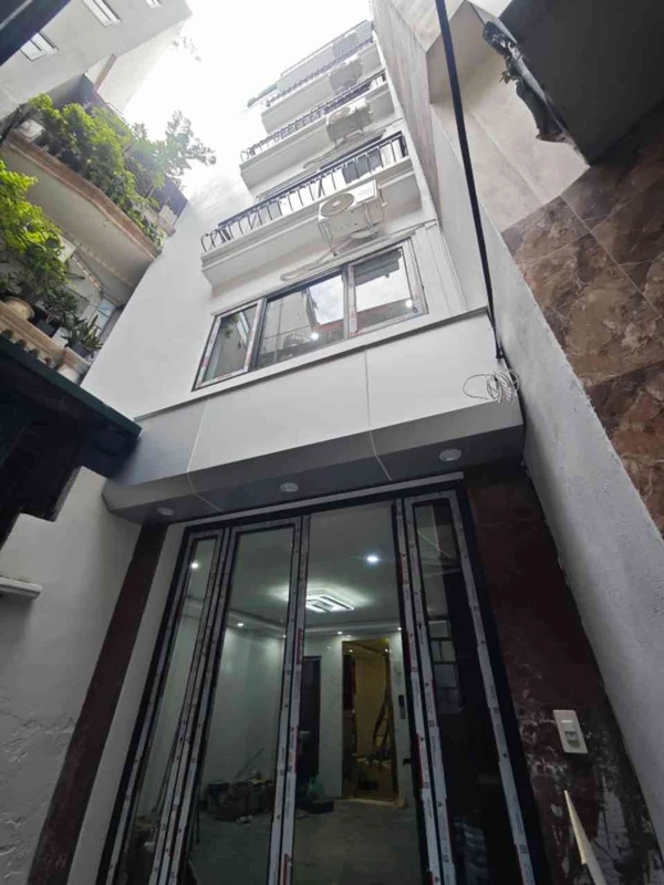 Bán nhà 7 tầng, 4PN, 42m2 mặt tiền 4,6m Cầu Giấy, Hà Nội